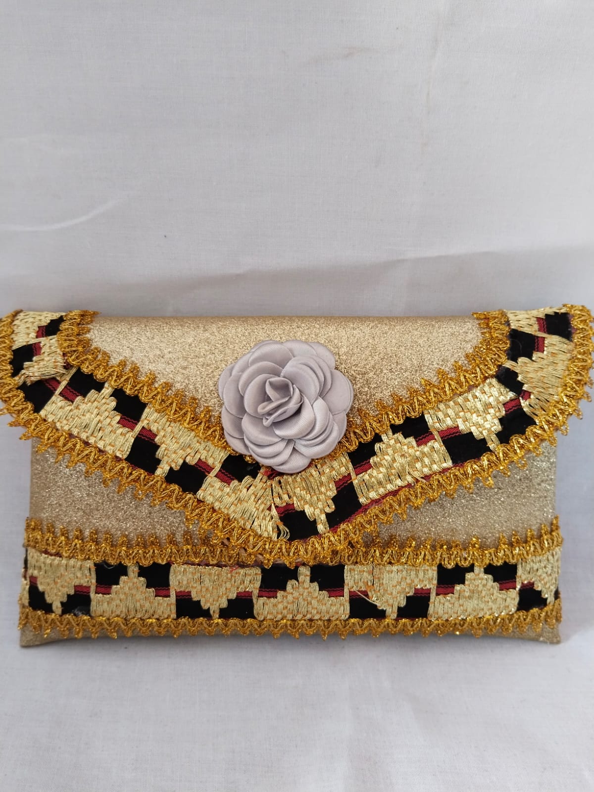 Tas tapis
