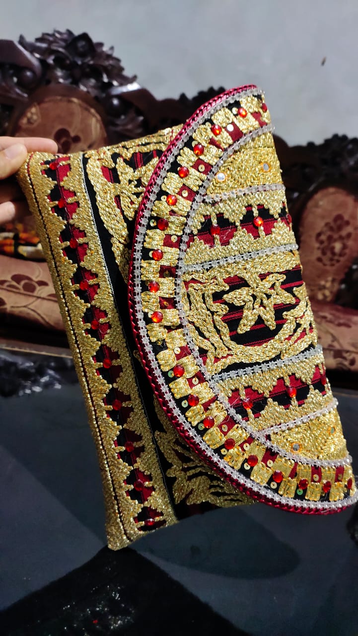 Tas Tapis