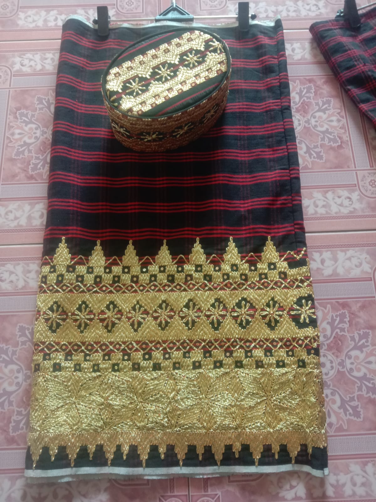 Kain Tapis