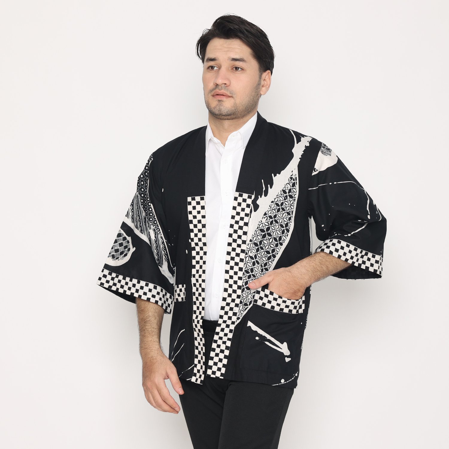Outer Batik Abstrak