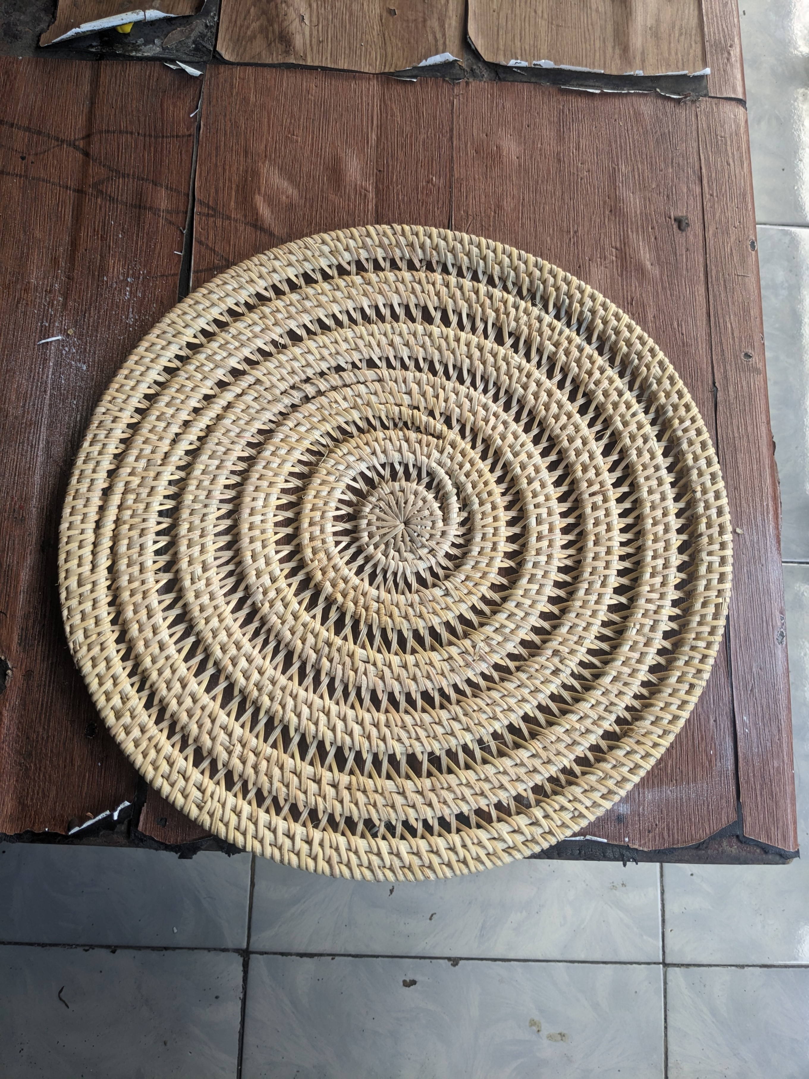 Placmate keong rotan 