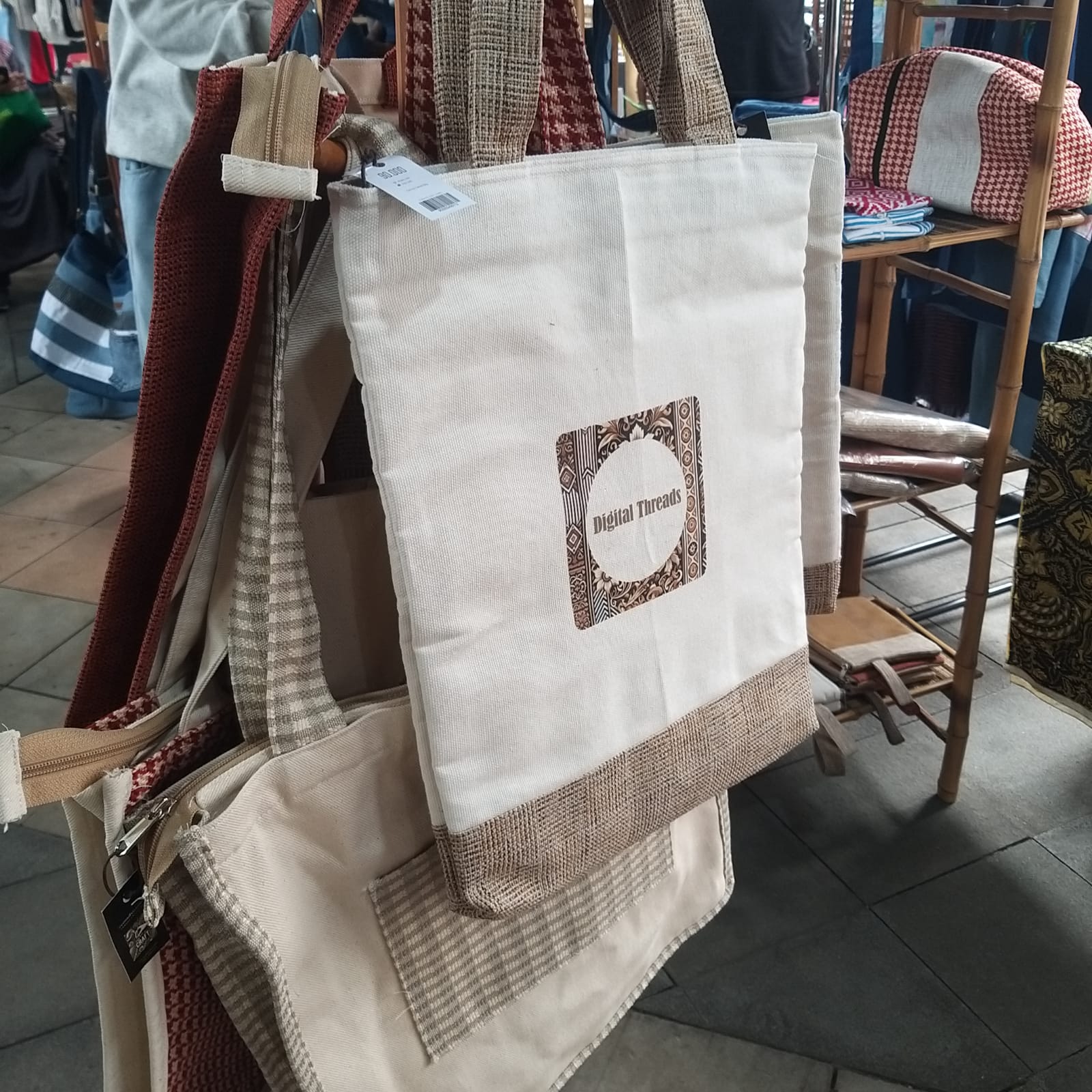 Kerajinan dan Souvenir
