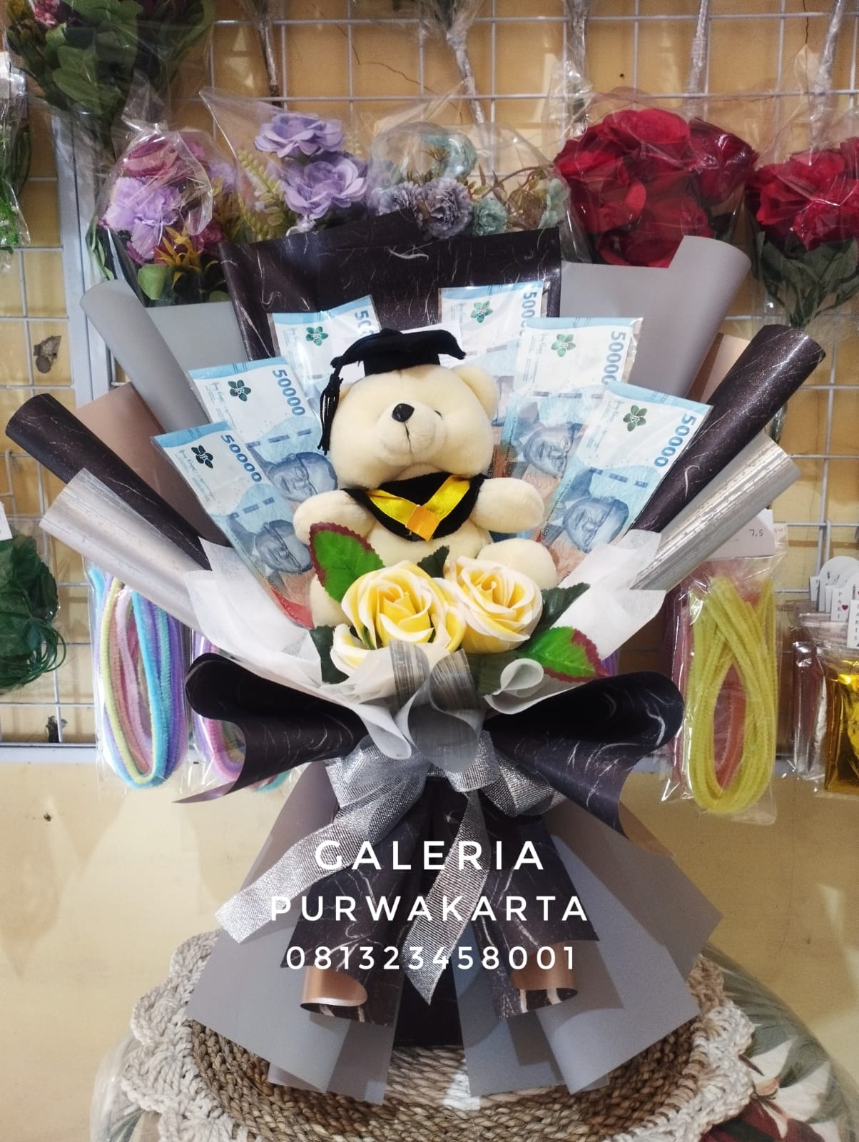 Buket, Hantaran, Kostum Karakter, Aksesori dll