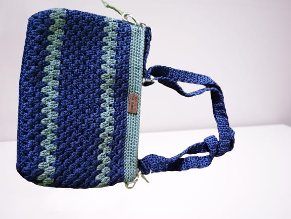 Tas Rajut