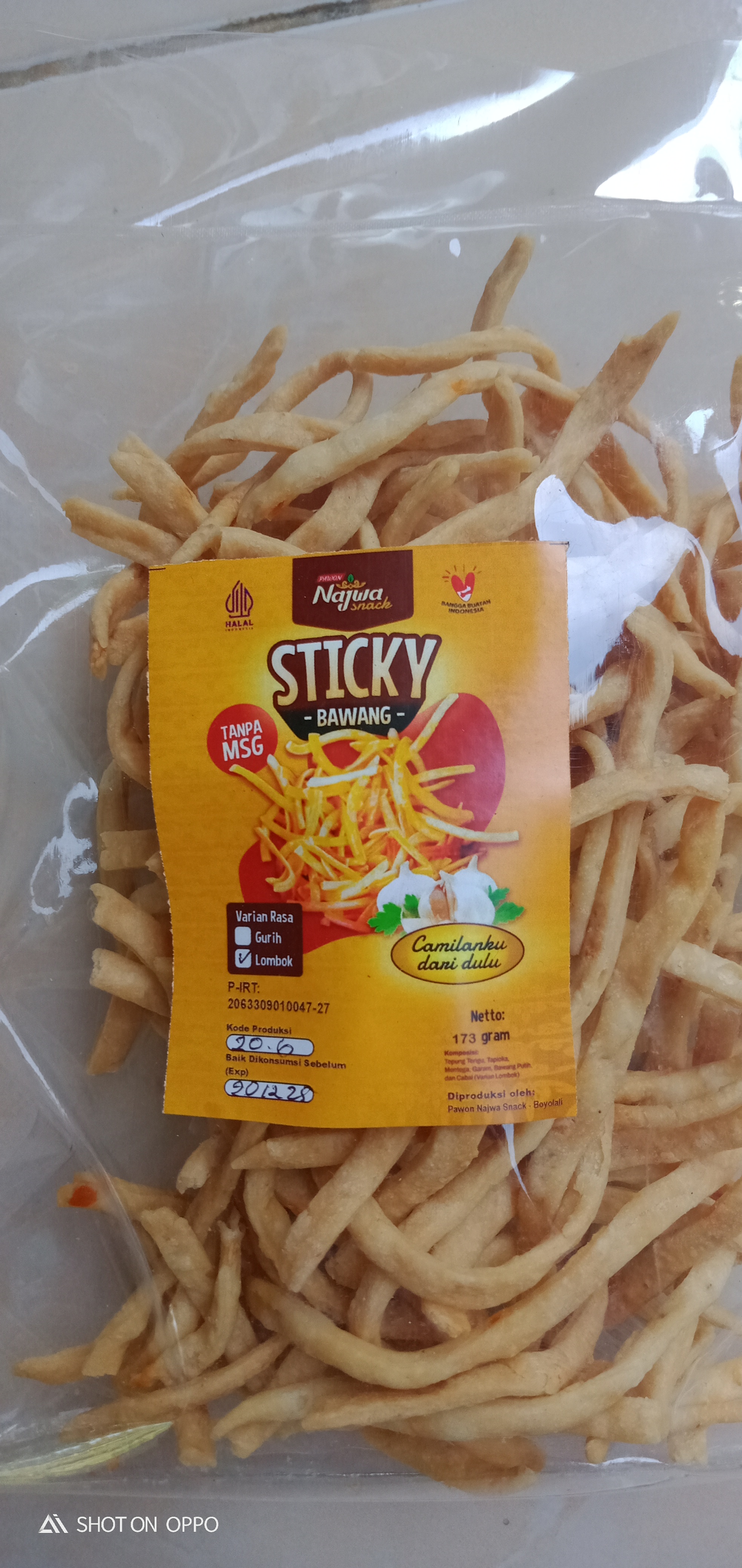 Sticky bawang dan kripik usus