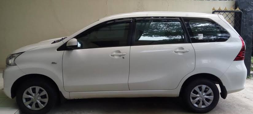 Sewa Mobil Avanza + Driver