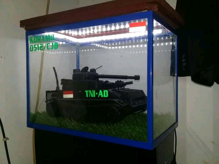 Lampu hias PVV