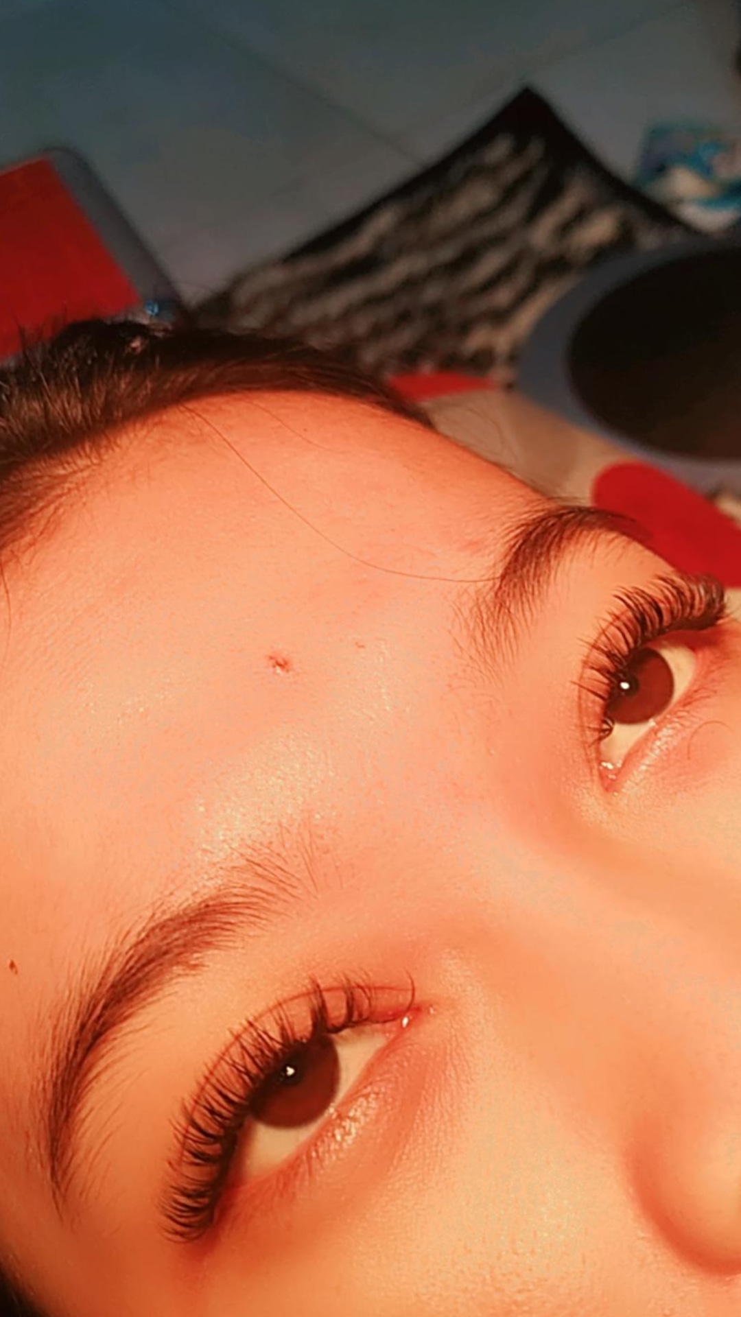 Eyelash extension