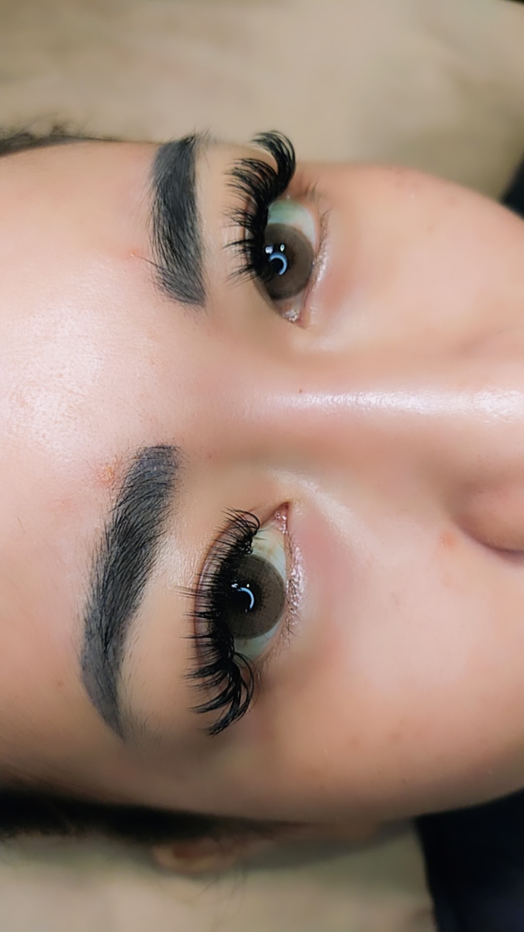 Eyelash extension
