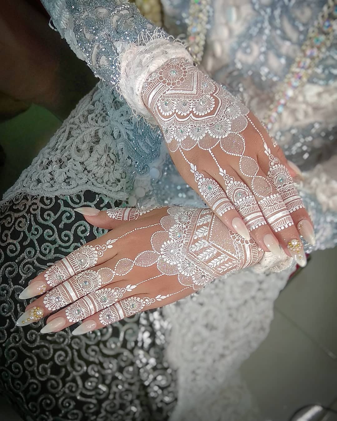 WEDDING HENNA ART