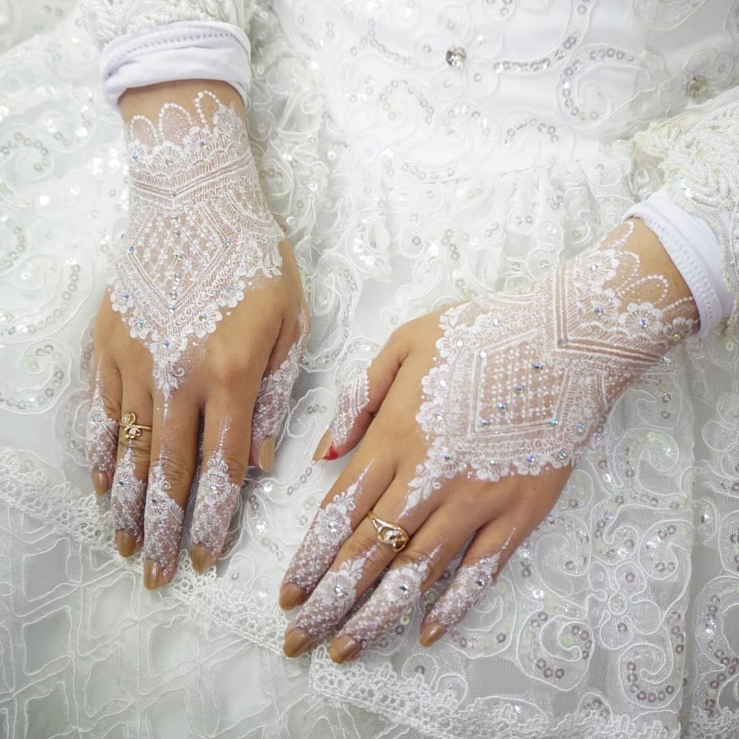 WEDDING HENNA ART