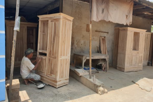 Mebel kayu