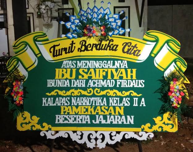 Karangan Bunga