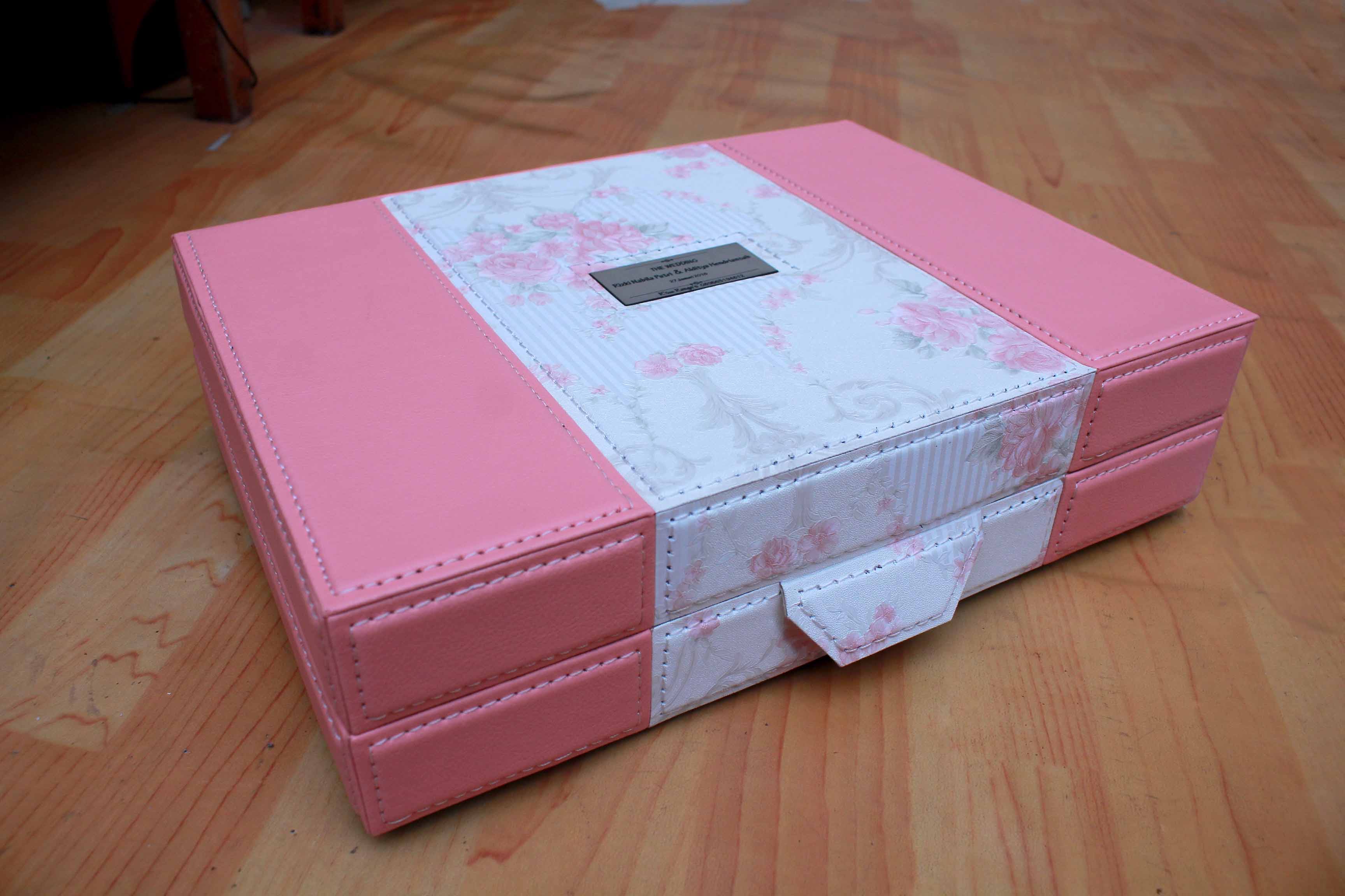 Jasa album Photo Wedding Kolase
