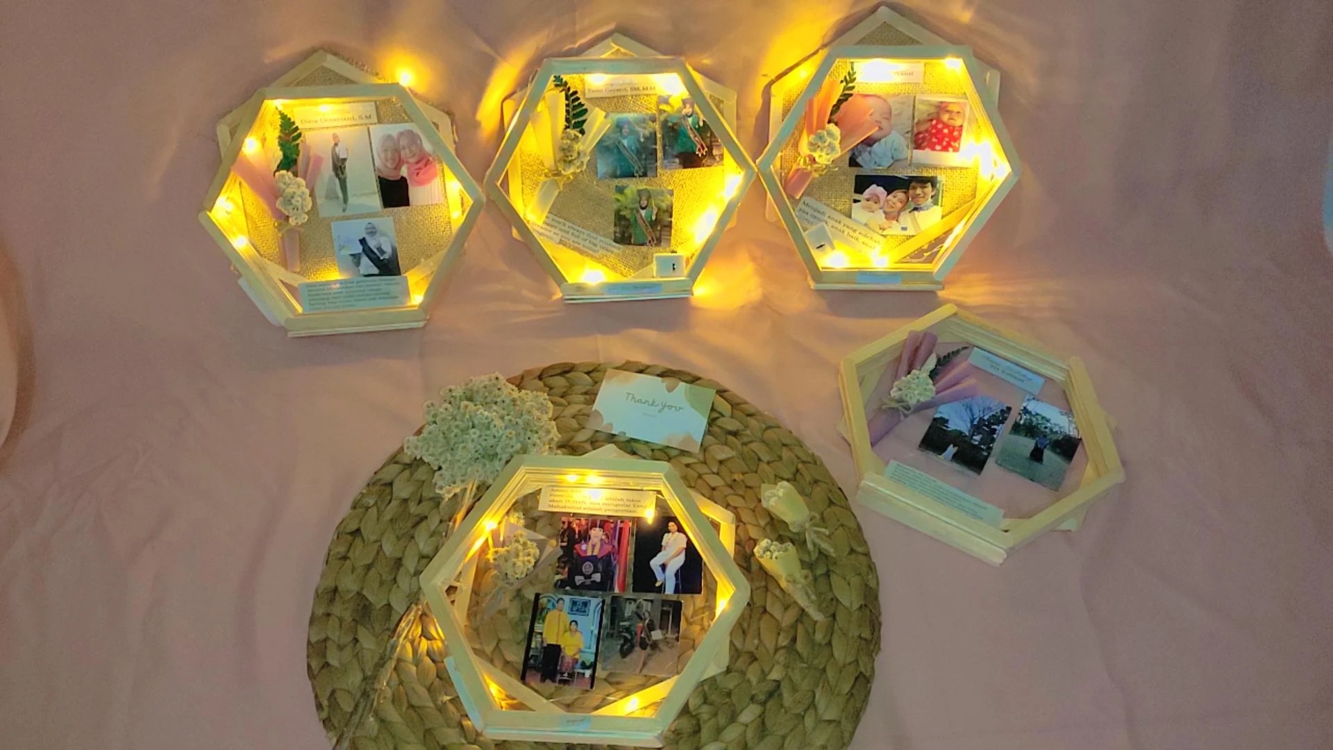 Hexagonal fr<x>ame