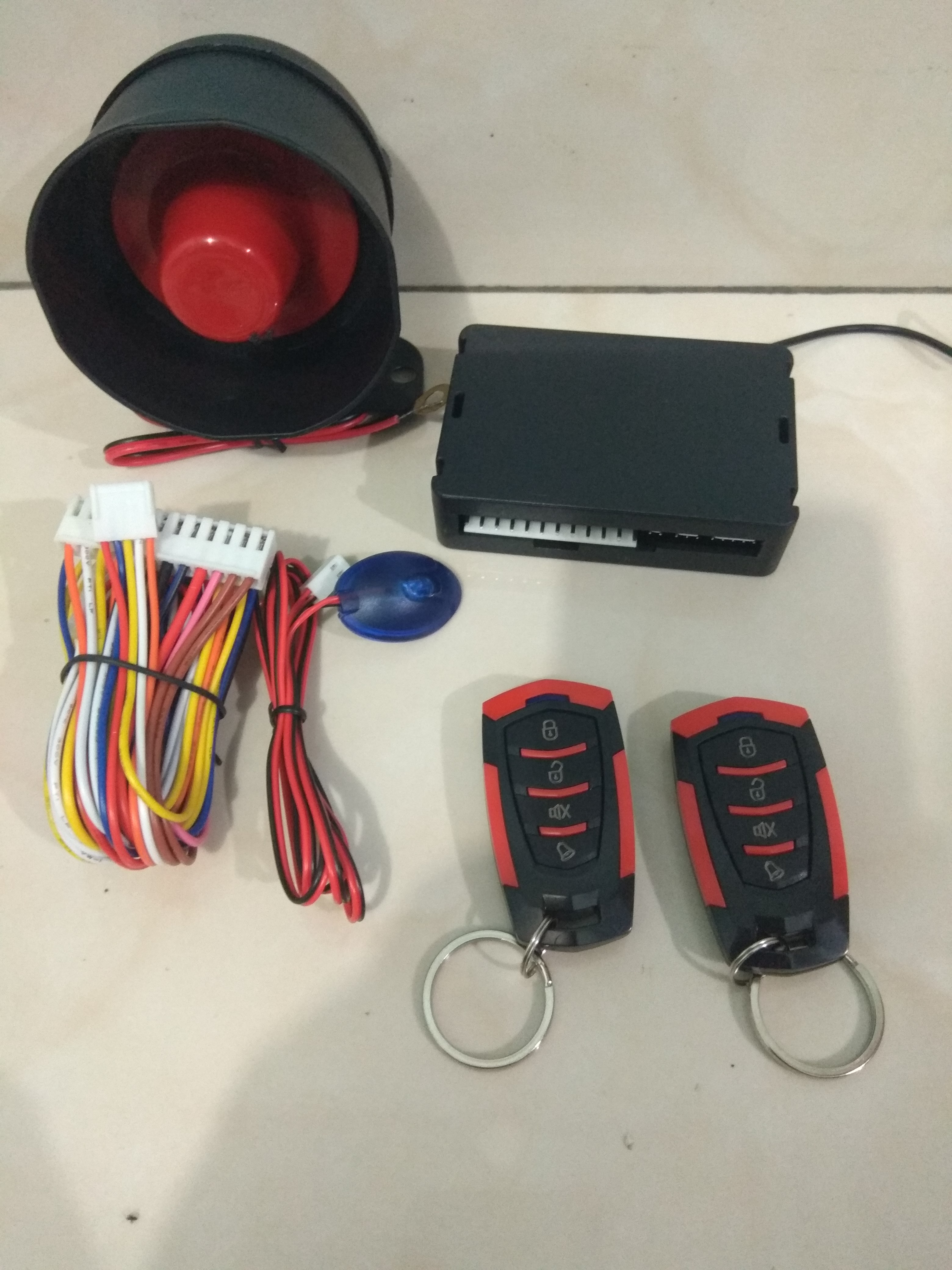 Alarm remot mobil universal