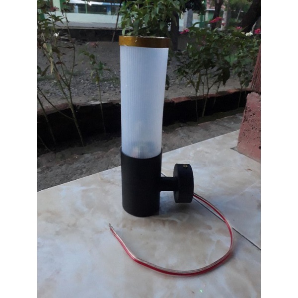 Lampu teras
