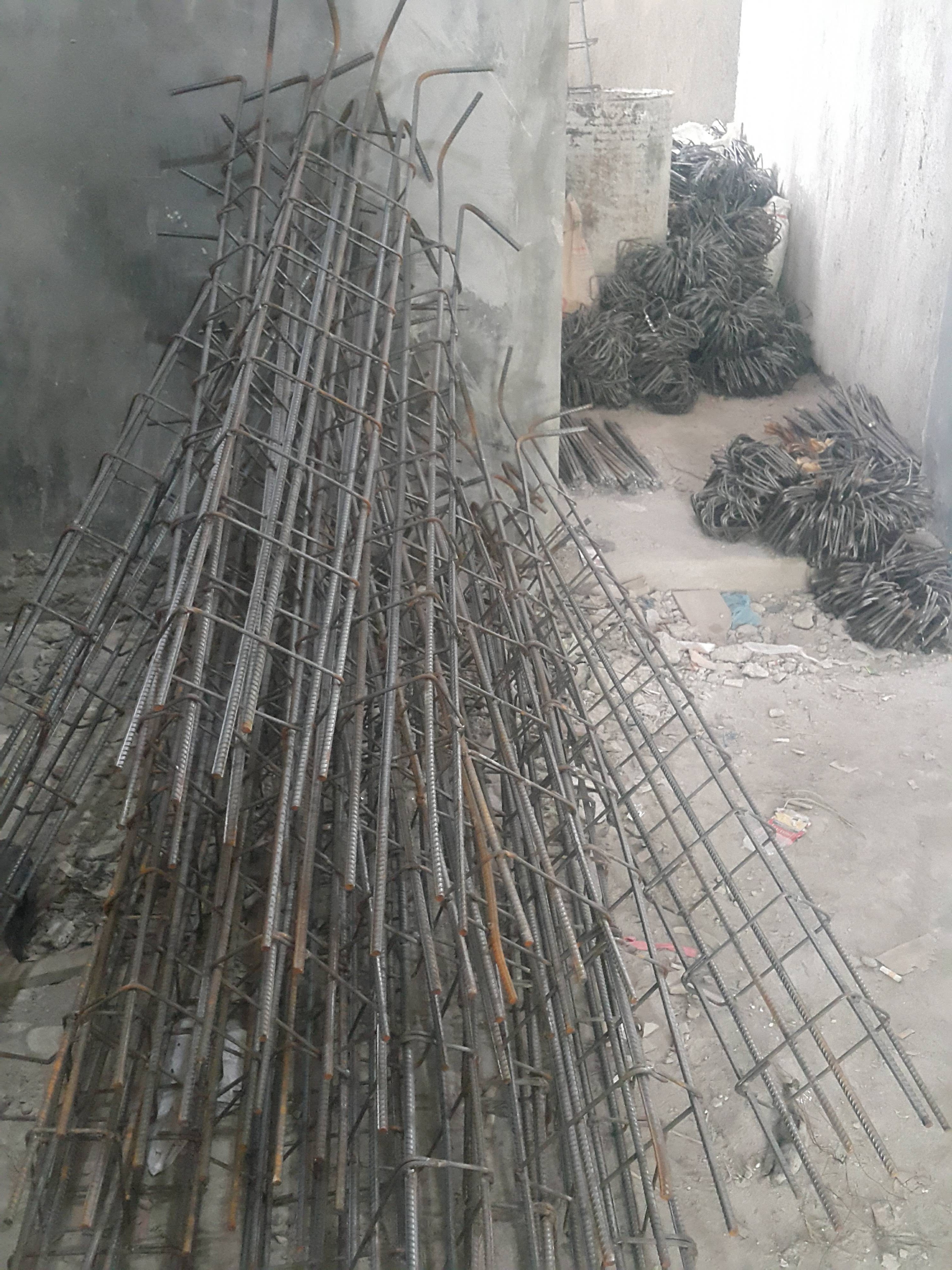Jual beli besi slup ,tiang ,kolom dll 