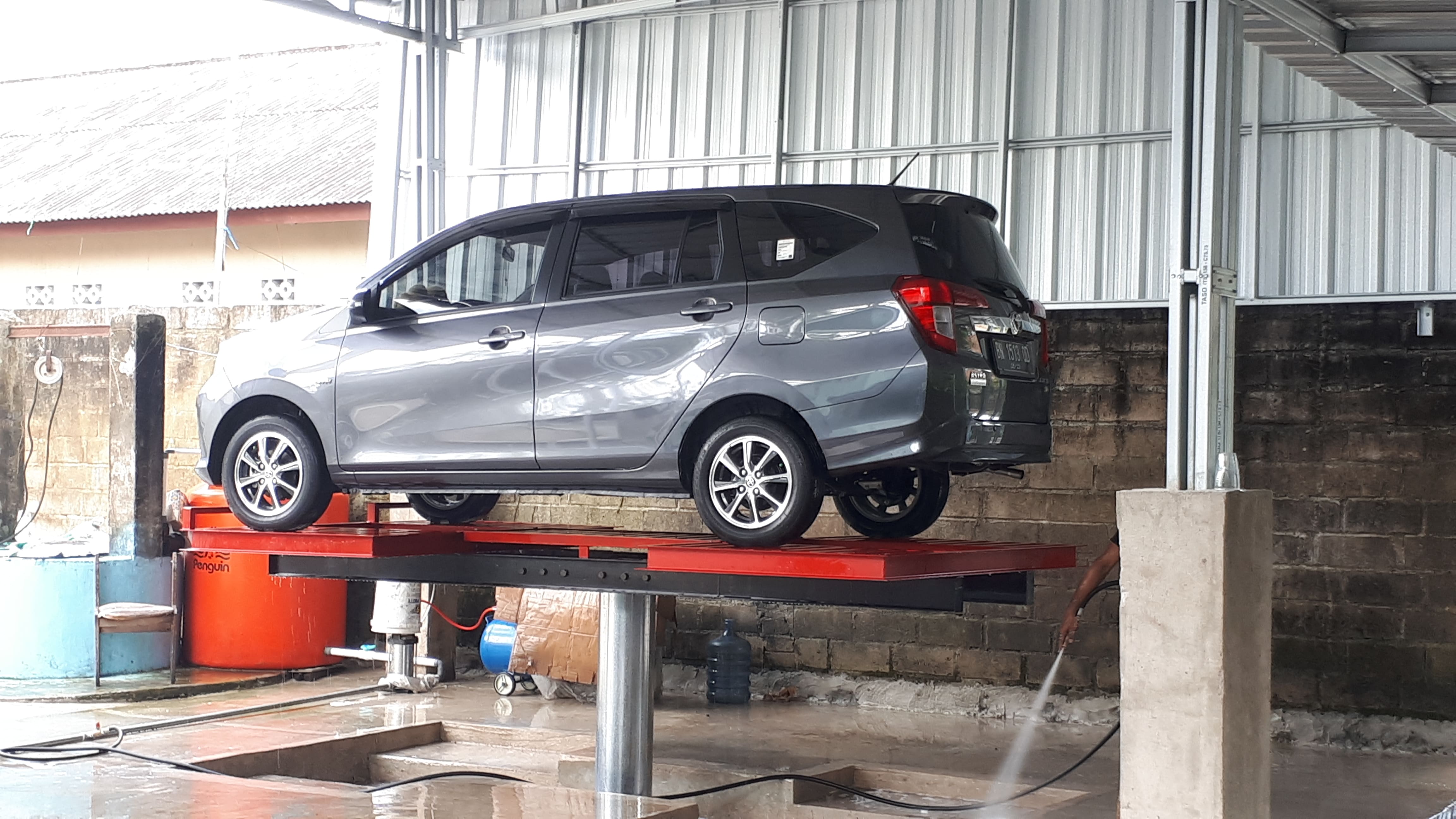 Cuci mobil