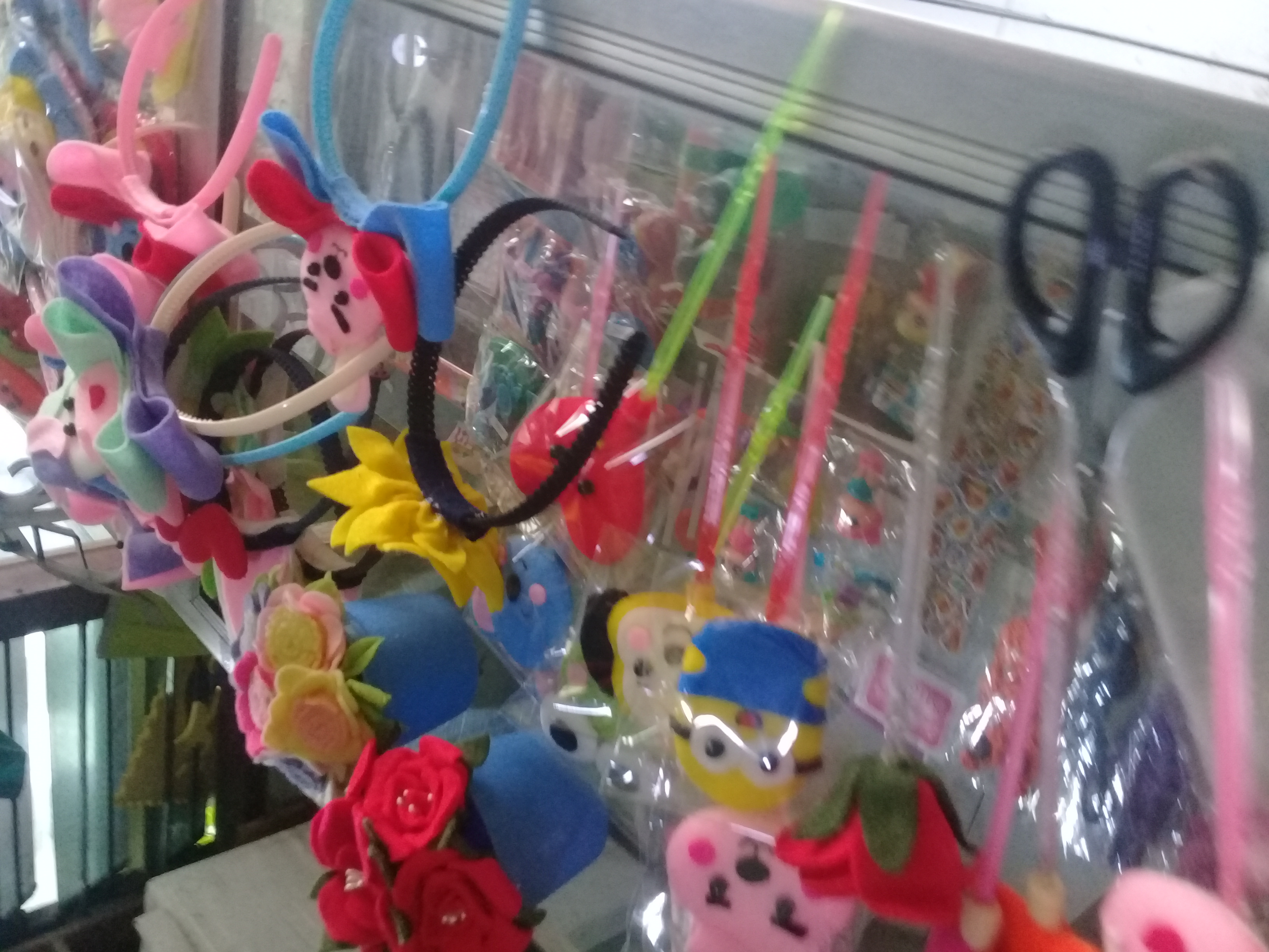 Bando Karakter anak
