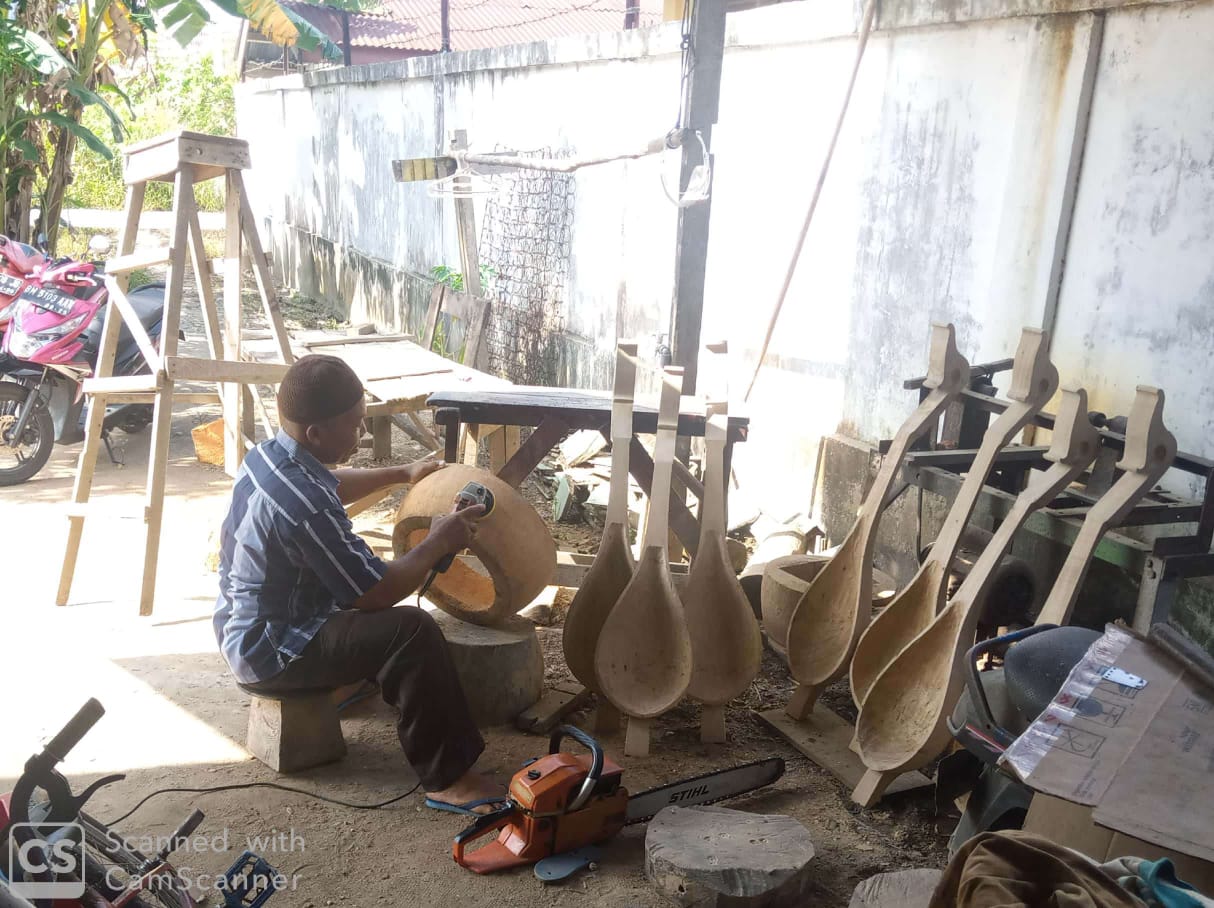 YAY. SANGGAR MUSIK TRADISIONAL (RAPI) PEKANBARU 