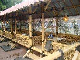 Saung Bambu