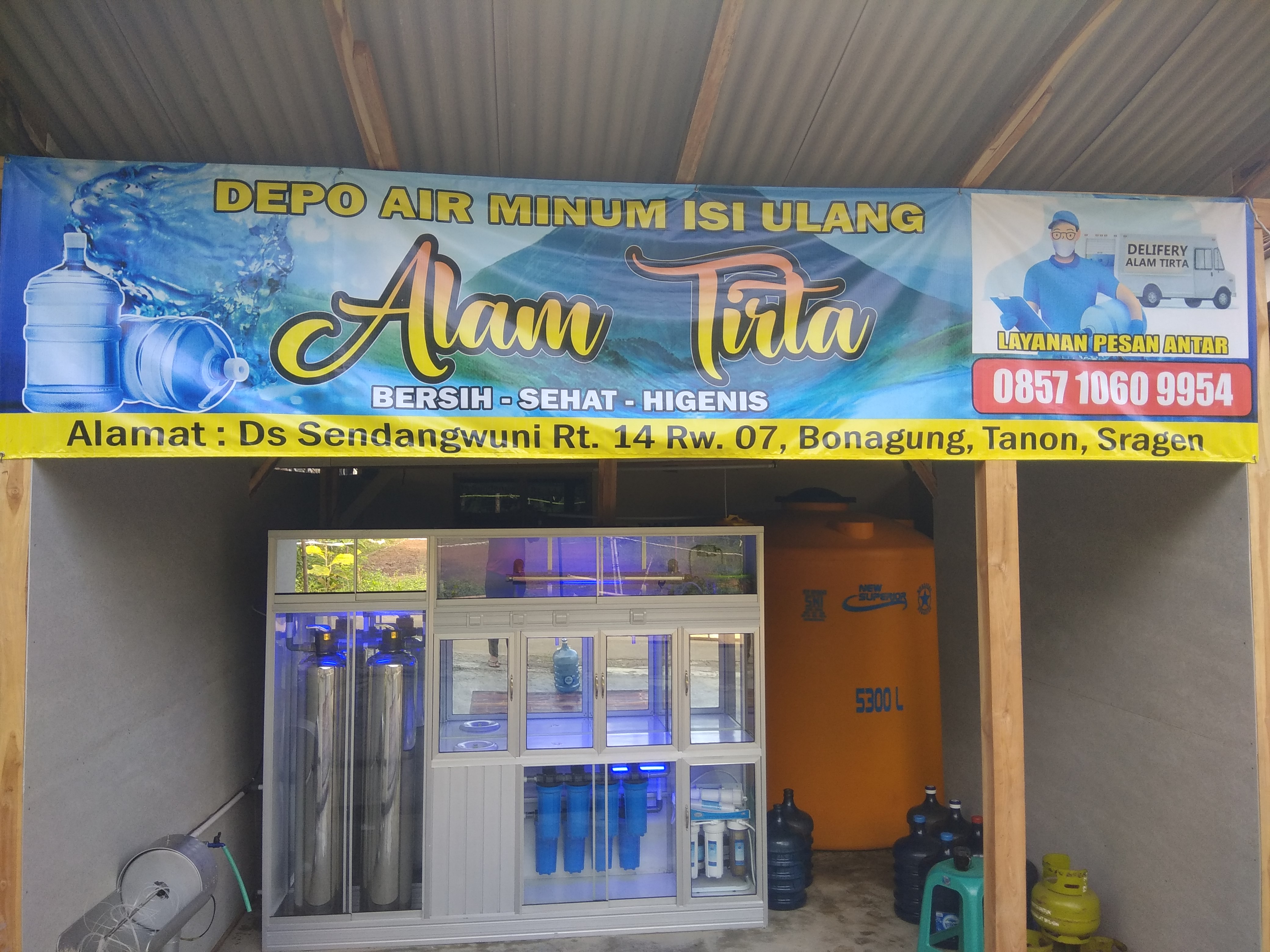 Isi ulang air minum 