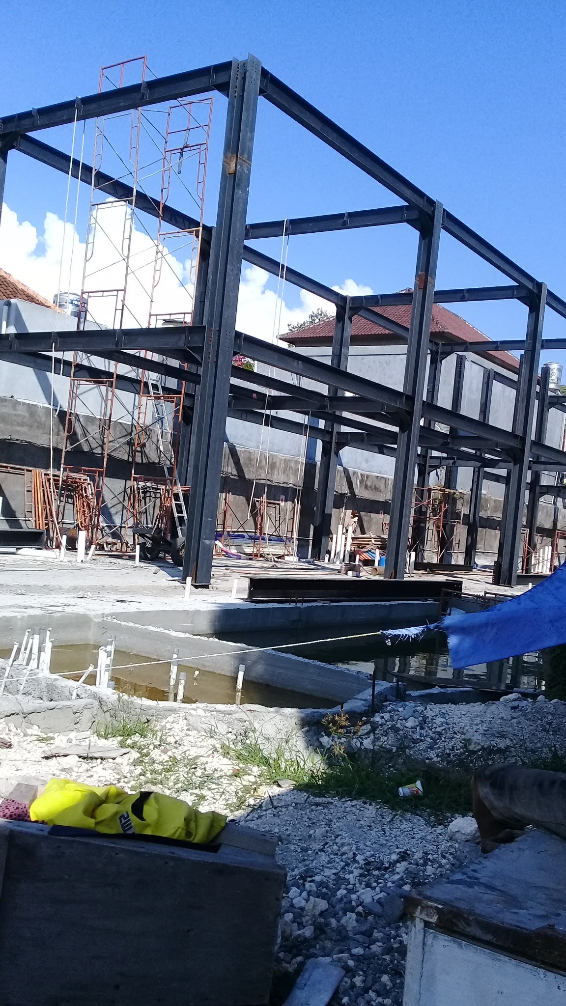 Kontruksi Baja &amp; bengkel Las