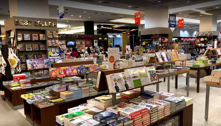 Buku baca dan novel