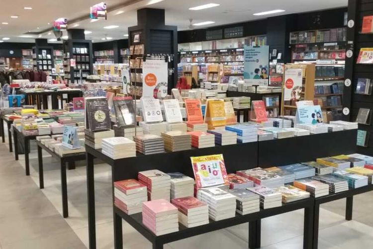 Buku baca dan novel