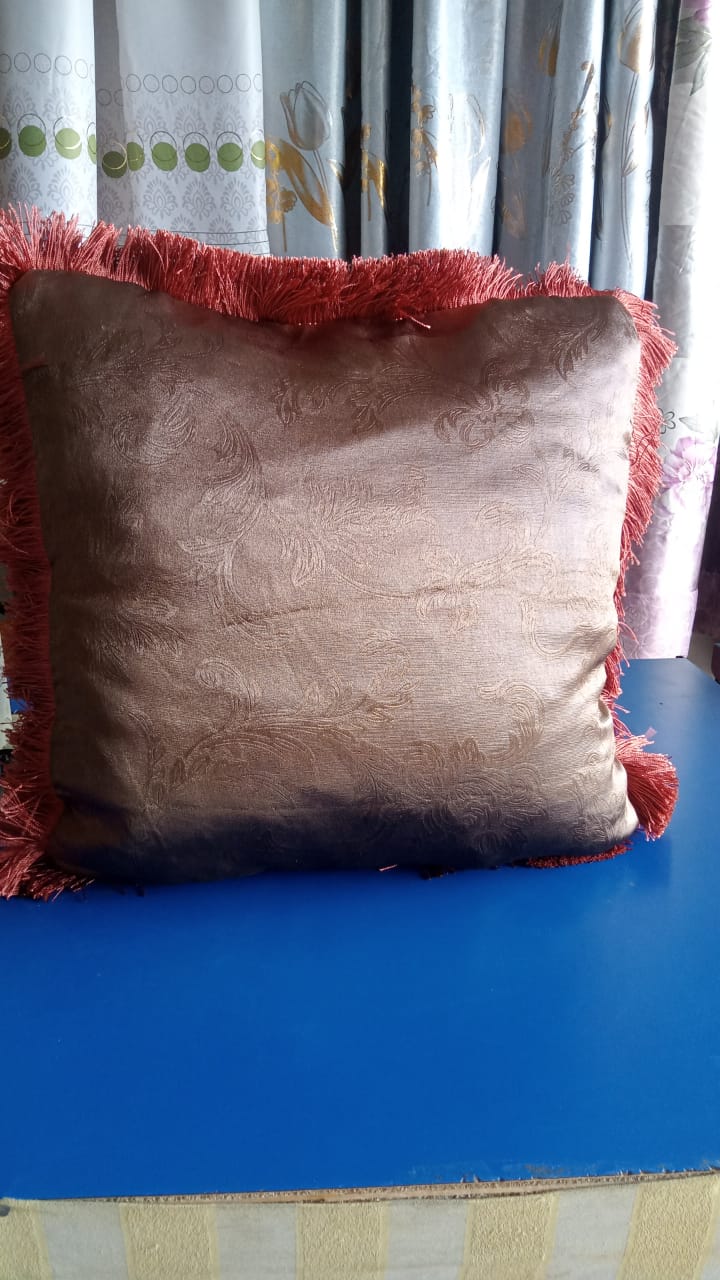 bantalan kursi